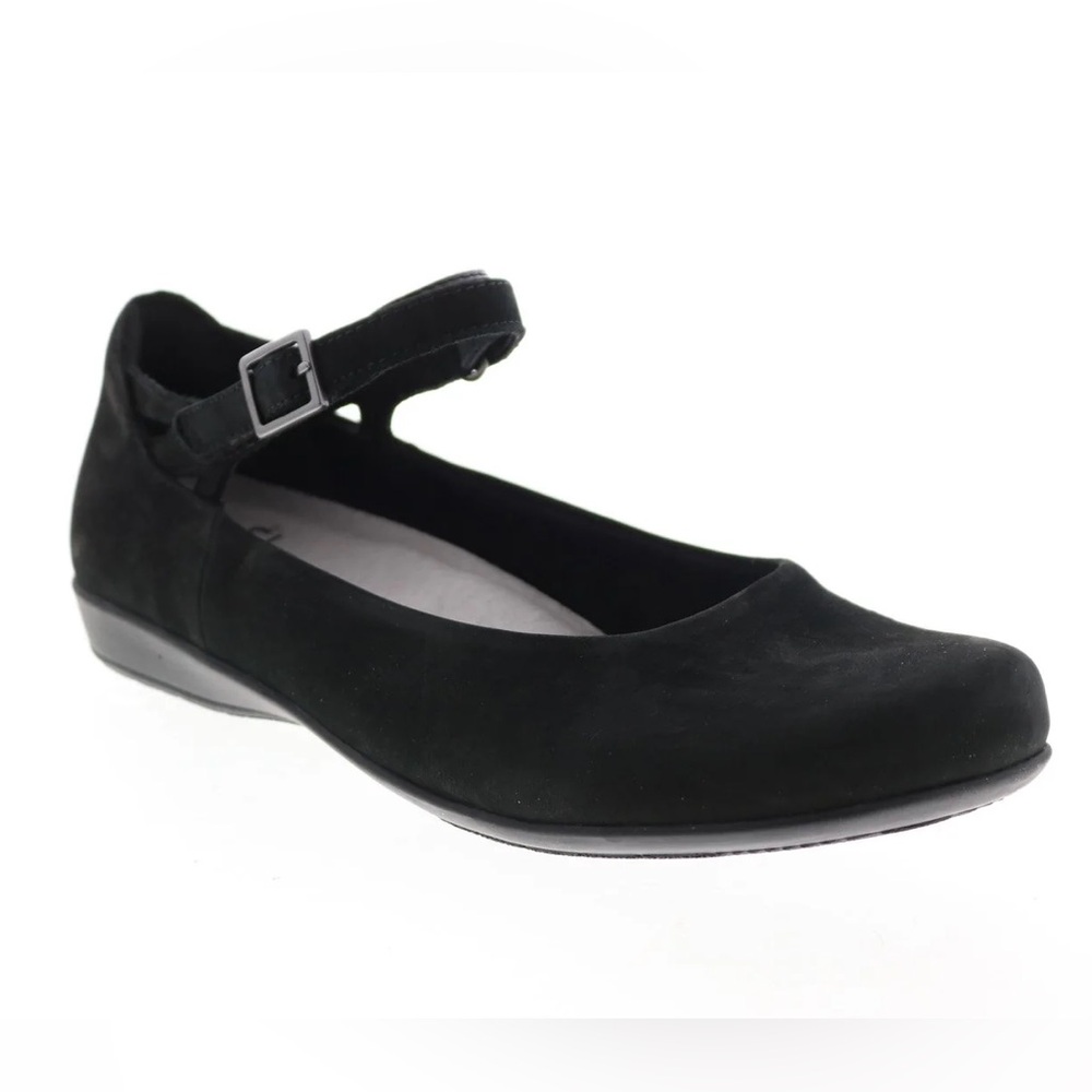 Earth Black Mary Jane Flat with Ankle Strap